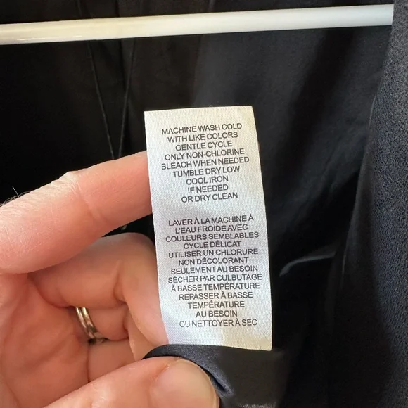 Truth by Republic Black Cropped Blazer with Gold Button - NWT but Minor Flaw - Picture 6 of 13